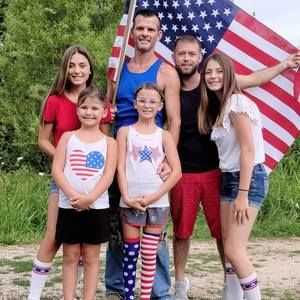 Meet your Posher, Houston